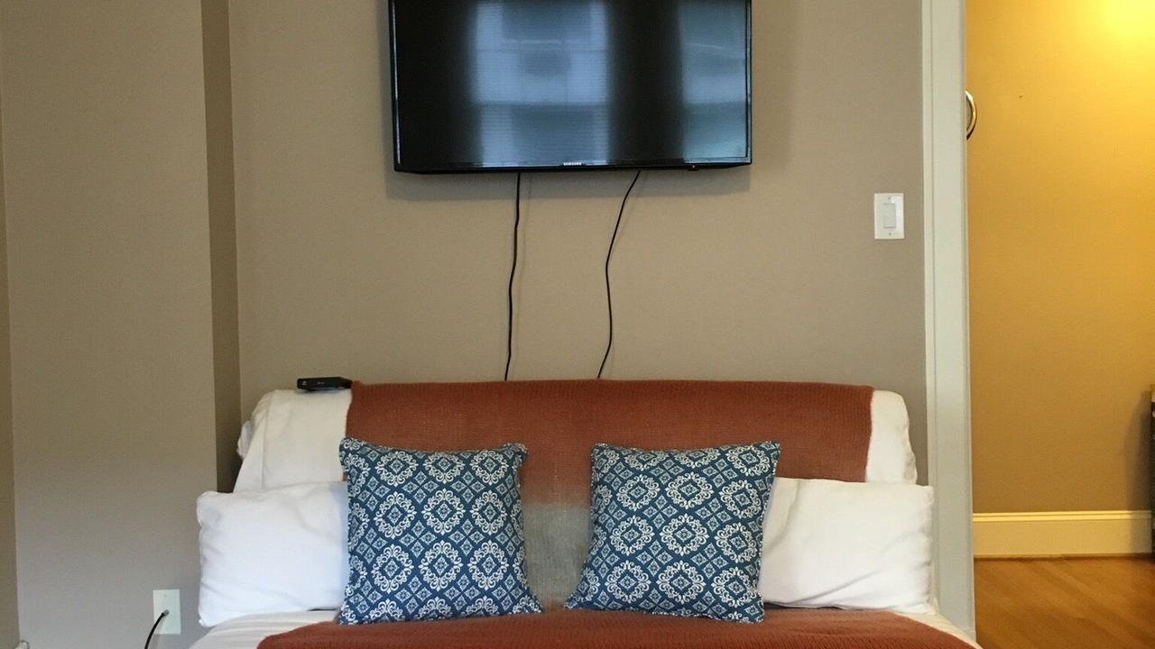 Photo of Livingroom in Belltown