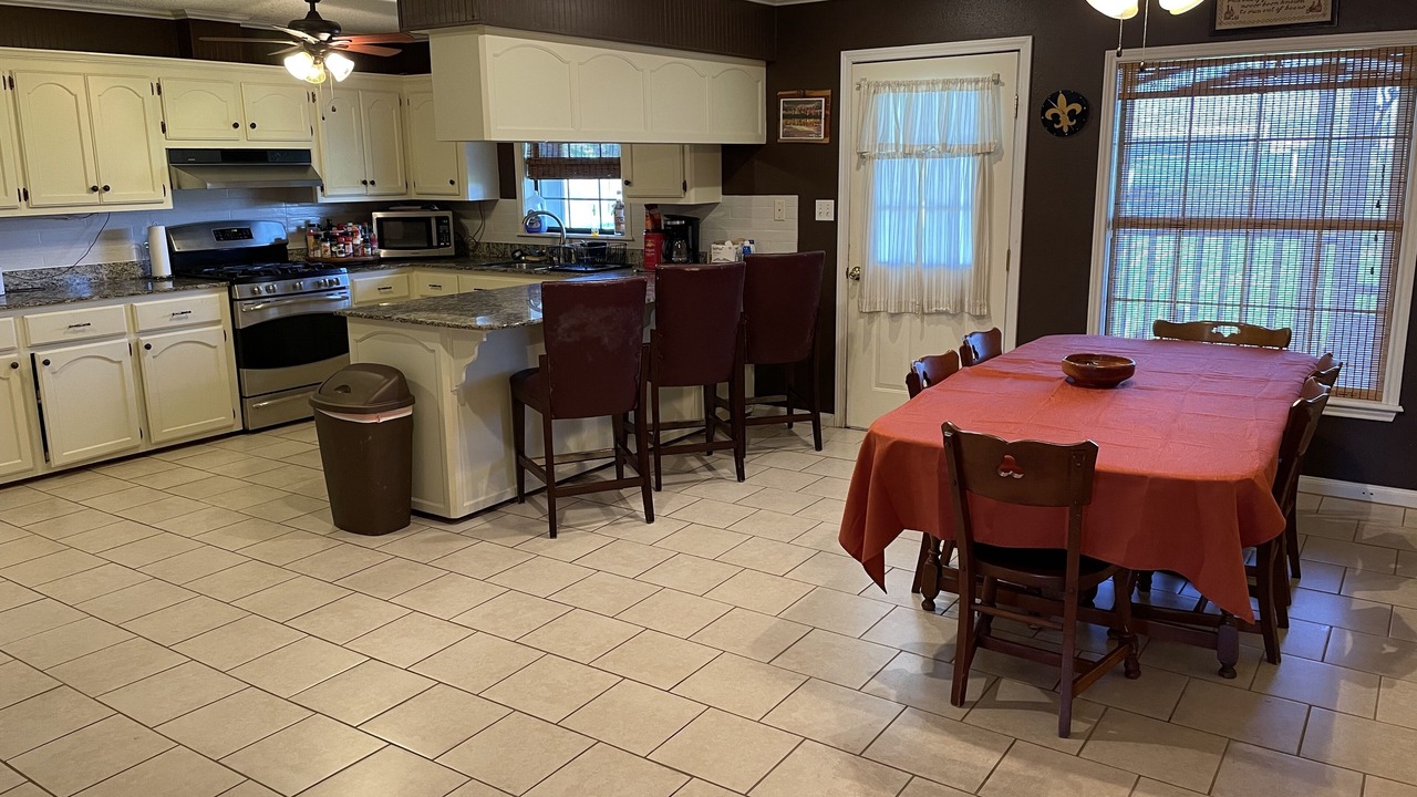 Photo of Kitchen in Dulac