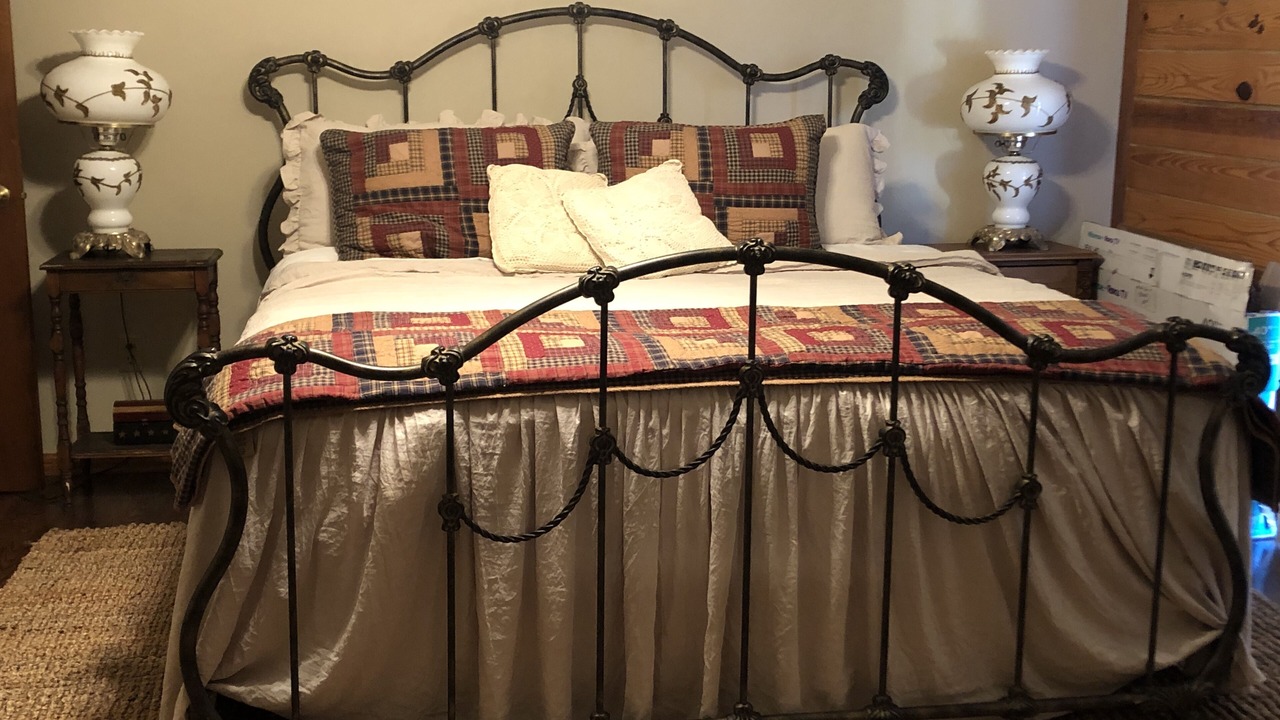Photo of Bedroom in Compton
