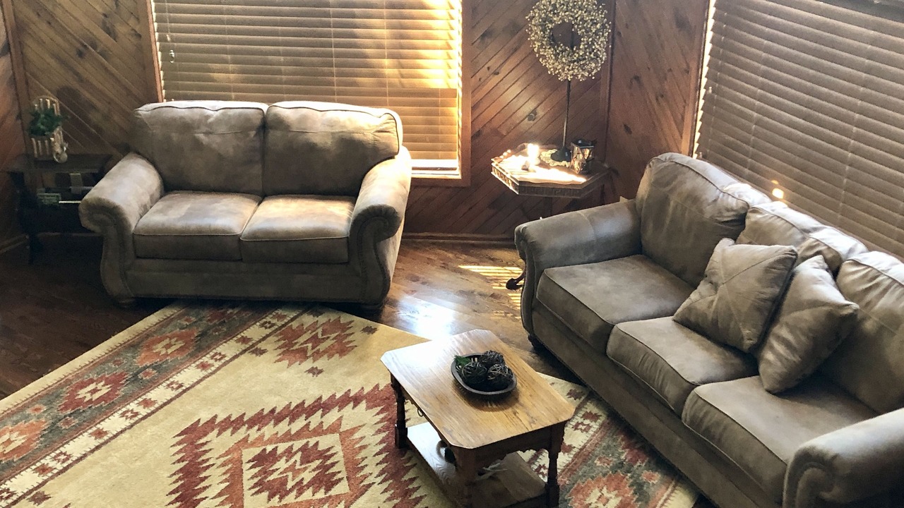 Photo of Livingroom in Compton