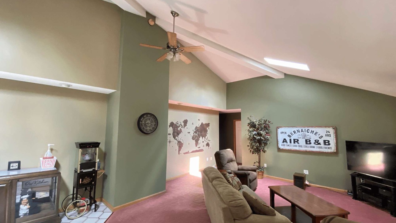 Photo of Livingroom in Caribou