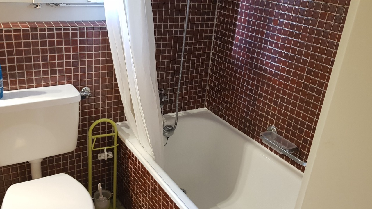 Photo of Bathroom in Goldiwil