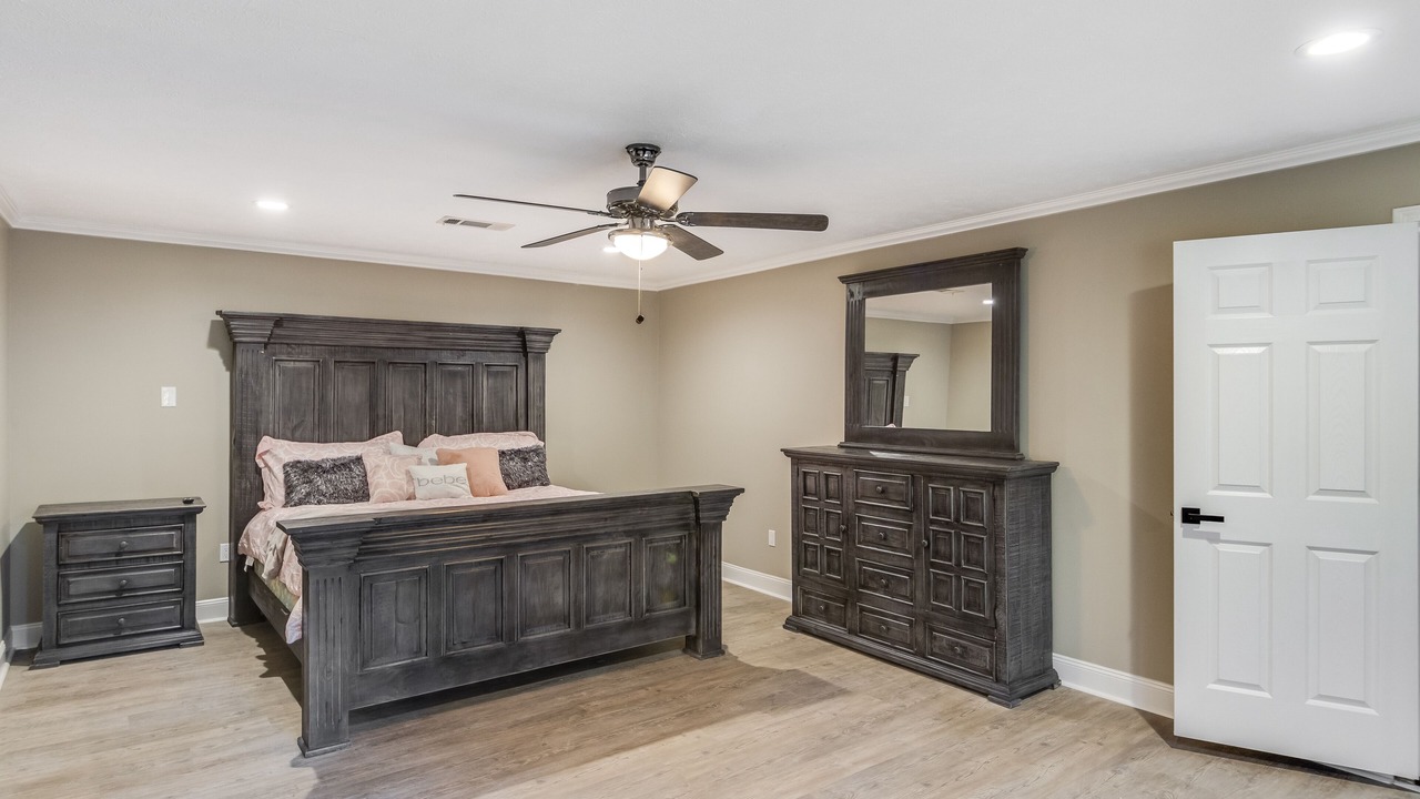 Photo of Bedroom in Tougaloo