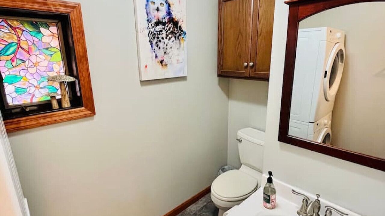 Photo of Bathroom in Mill Run