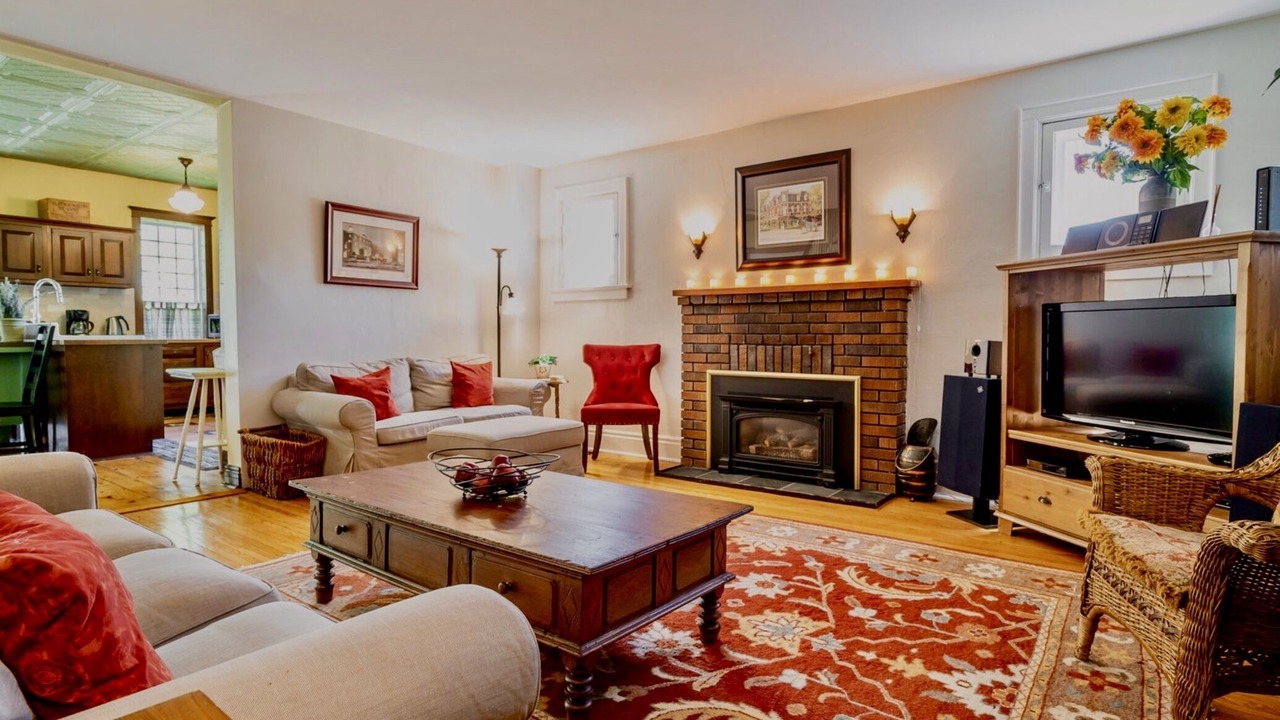 Photo of Livingroom in Historic Old Town