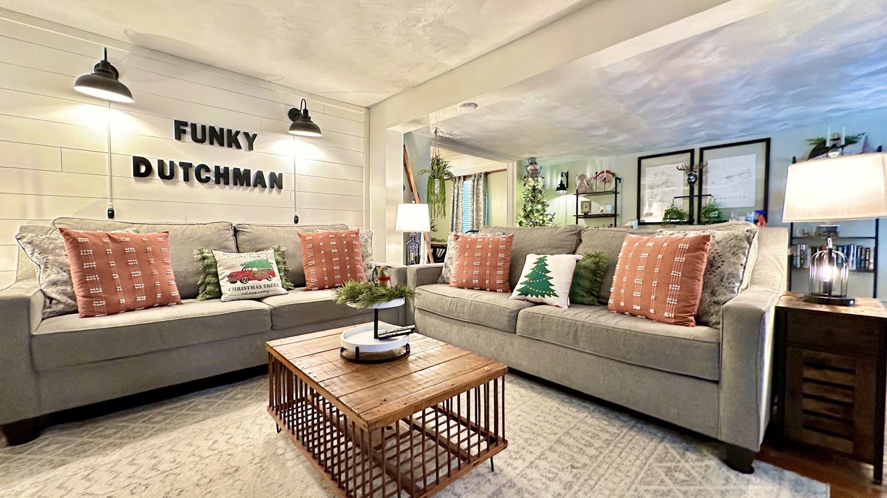 Photo of Livingroom in Annville