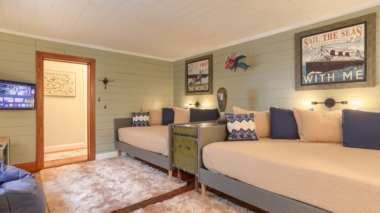 Photo of Bedroom in Annville