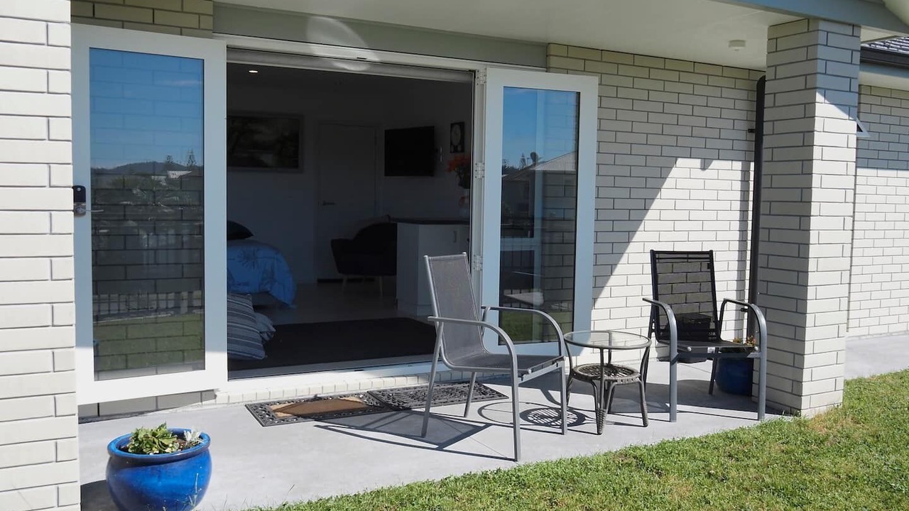 Photo of Patio Balcony in Coastlands
