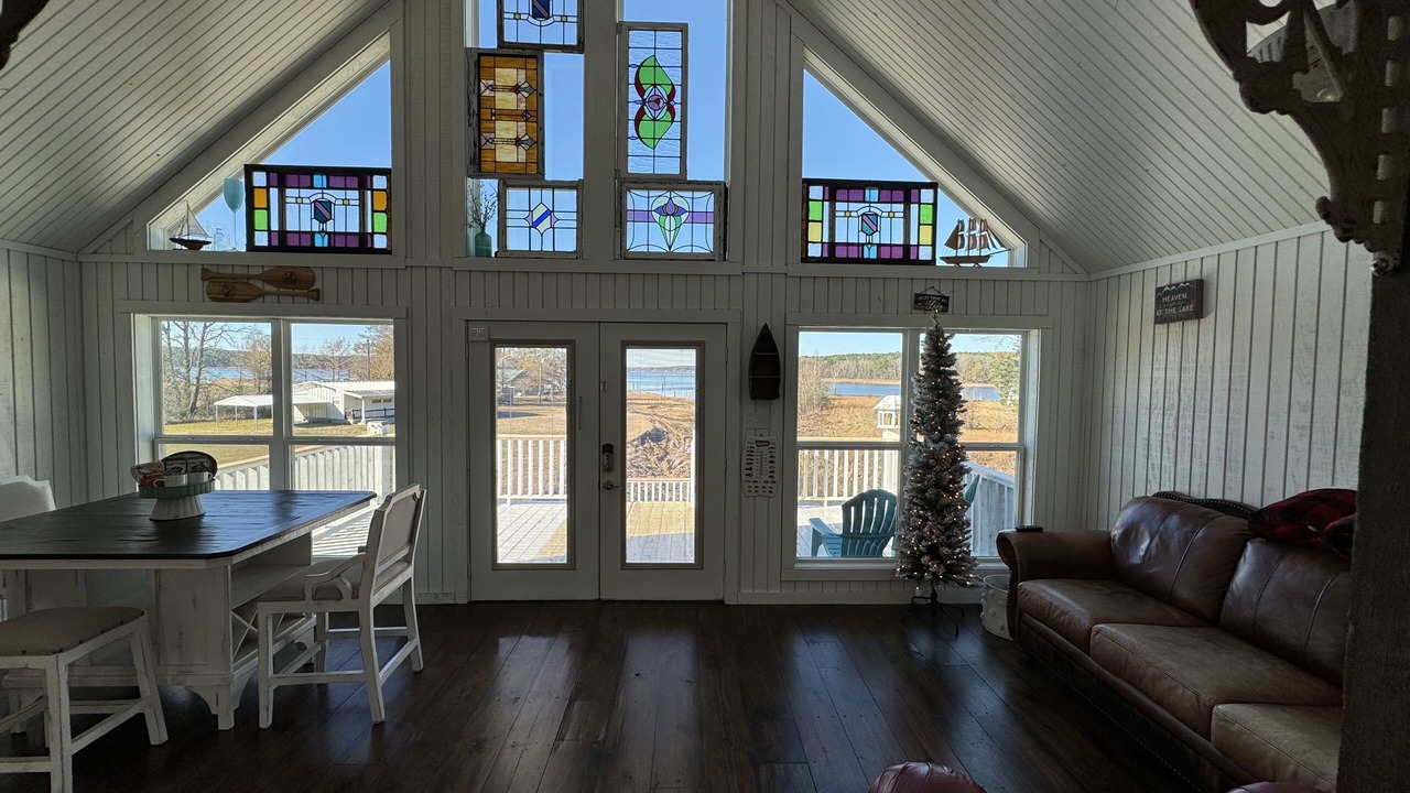 Photo of Bedroom in Homer