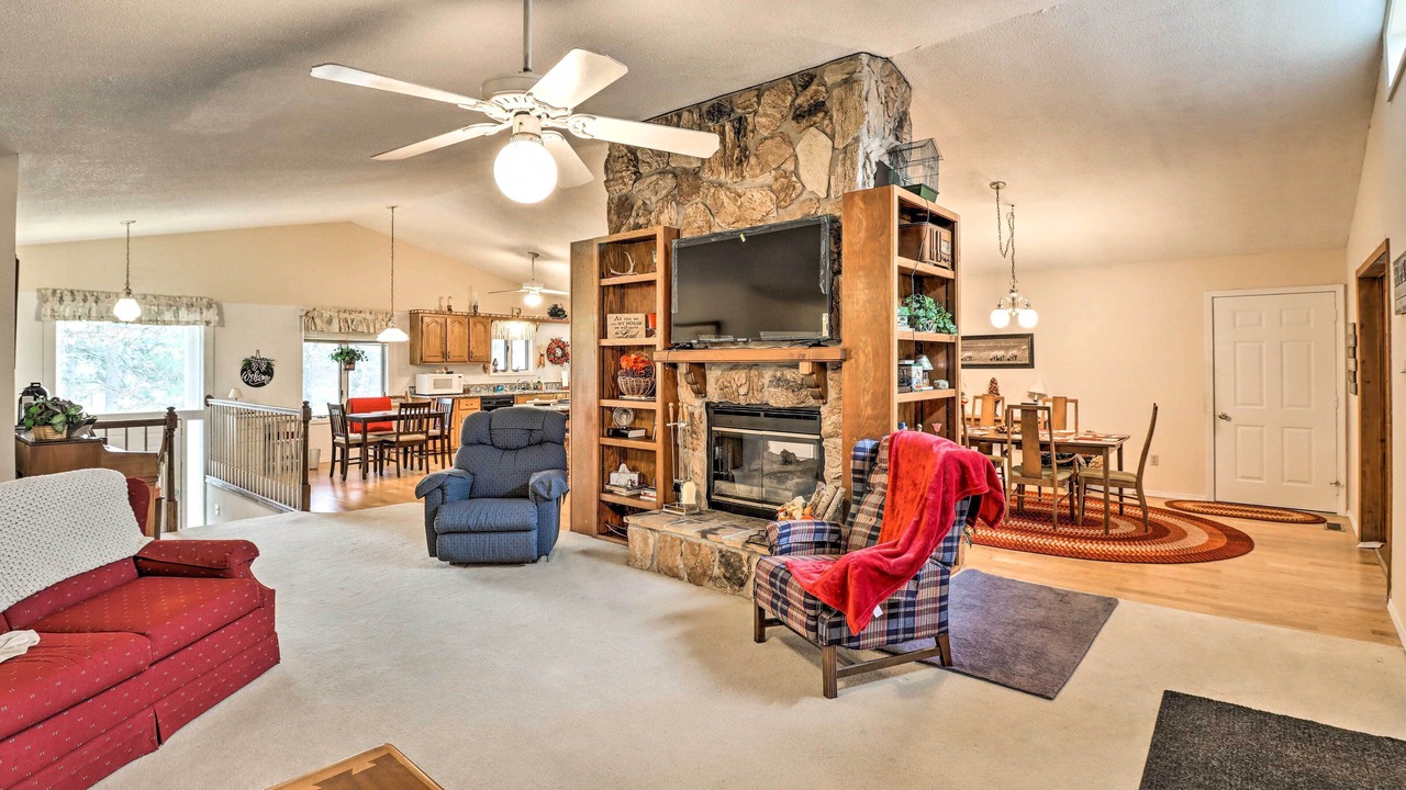 Photo of Livingroom in Poplar Bluff