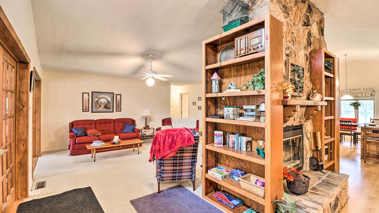 Photo of Livingroom in Poplar Bluff
