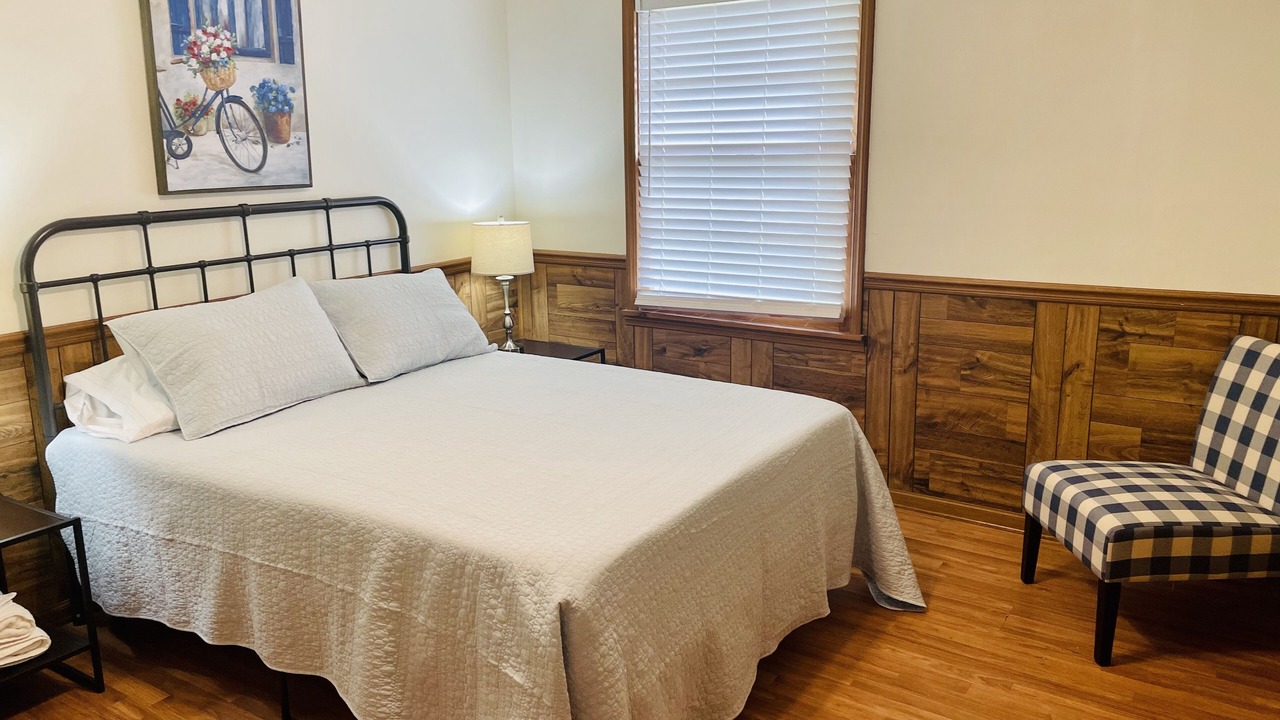 Photo of Bedroom in Starkville