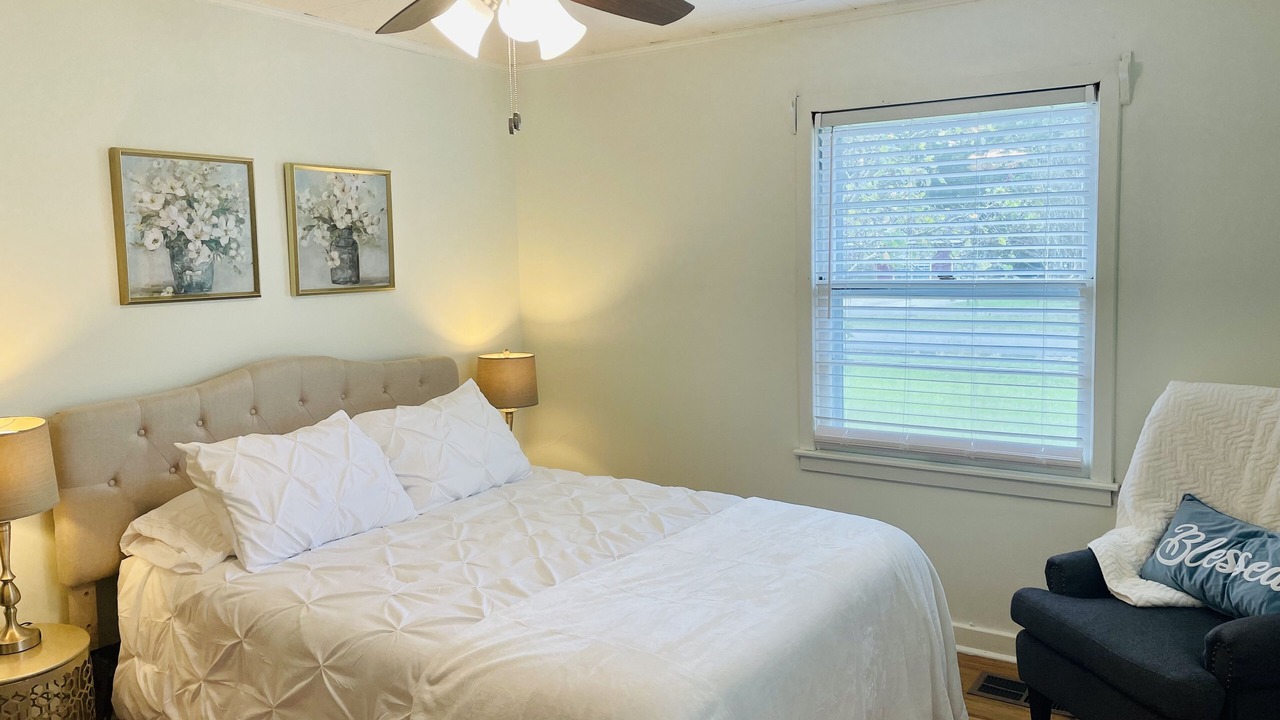 Photo of Bedroom in Starkville