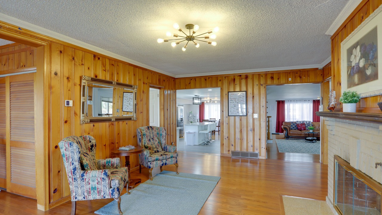 Photo of Livingroom in Woodland Beach