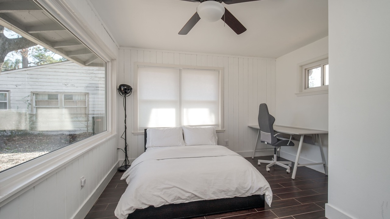 Photo of Bedroom in Garden Oaks