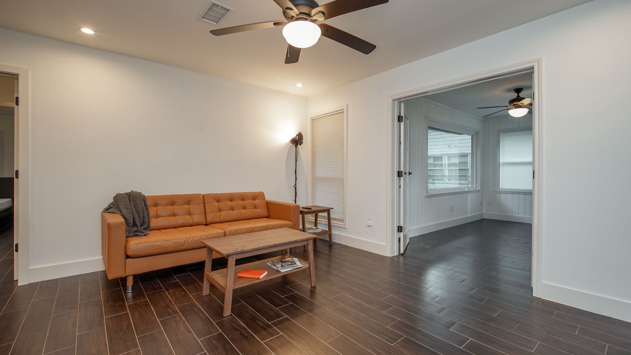 Photo of Livingroom in Garden Oaks