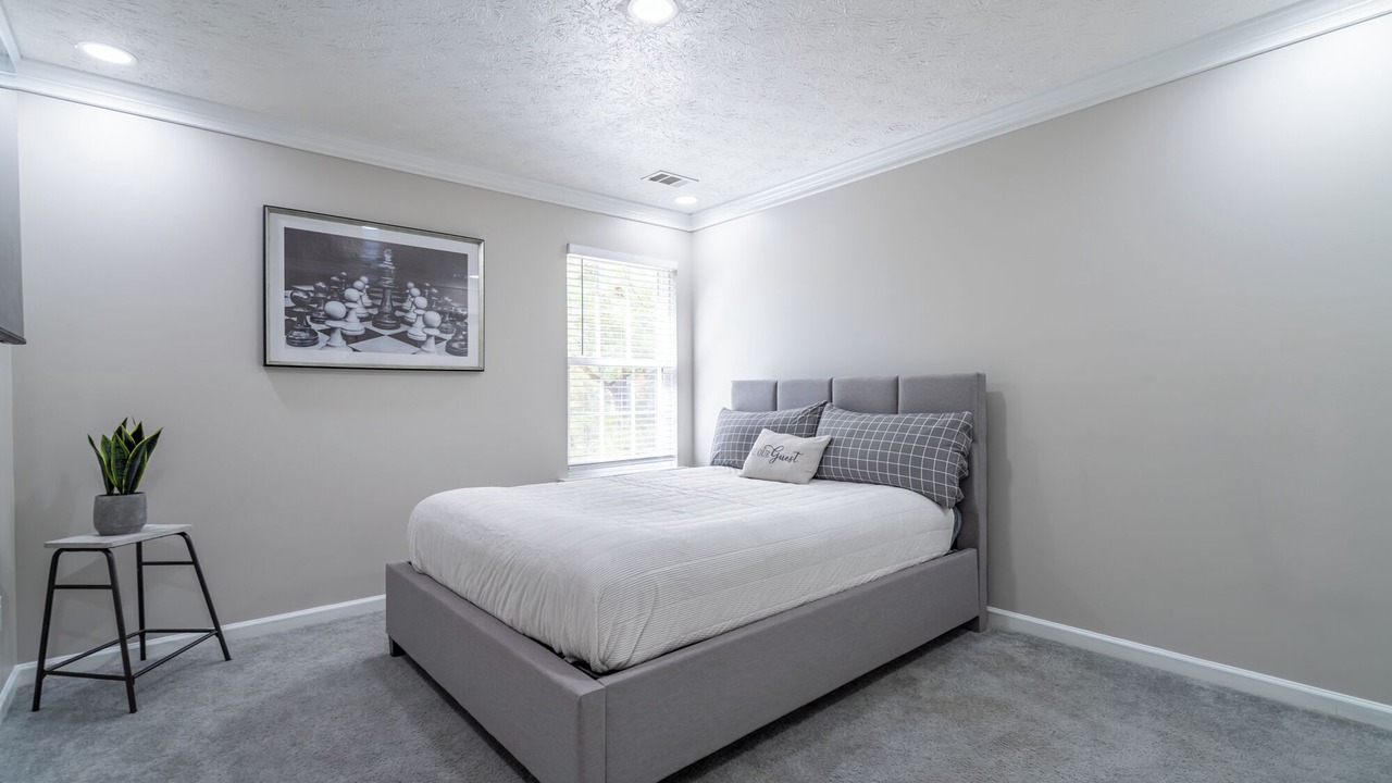 Photo of Bedroom in Lithia Springs