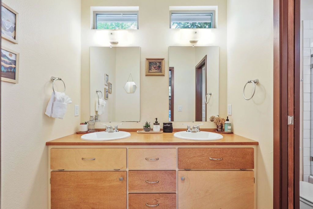 Photo of Bathroom in Swede Hill