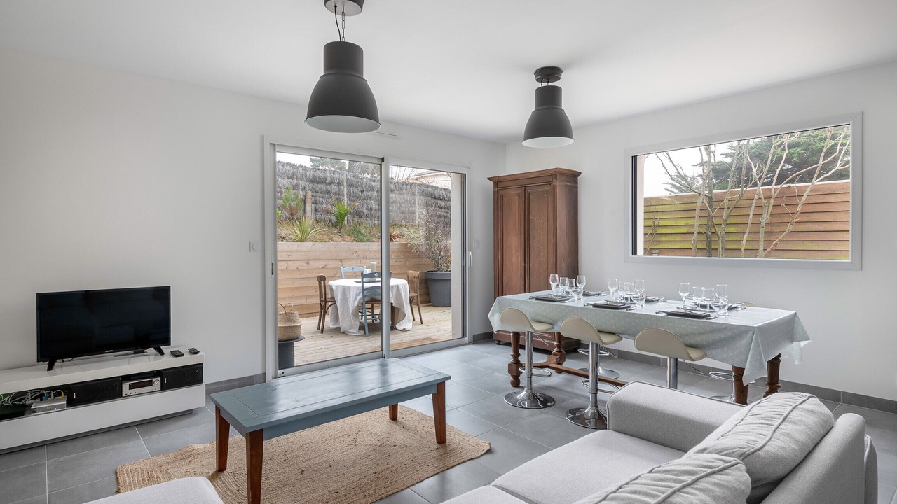 Photo of Livingroom in Saint-Michel-Chef-Chef