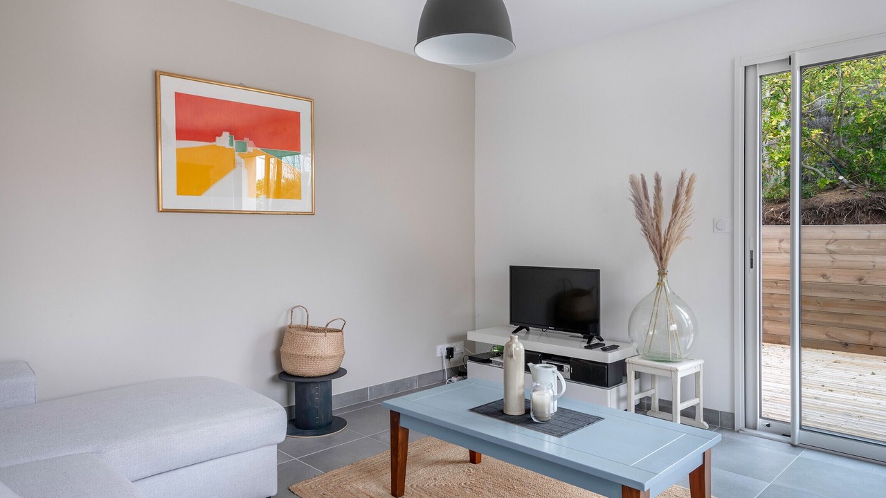 Photo of Livingroom in Saint-Michel-Chef-Chef