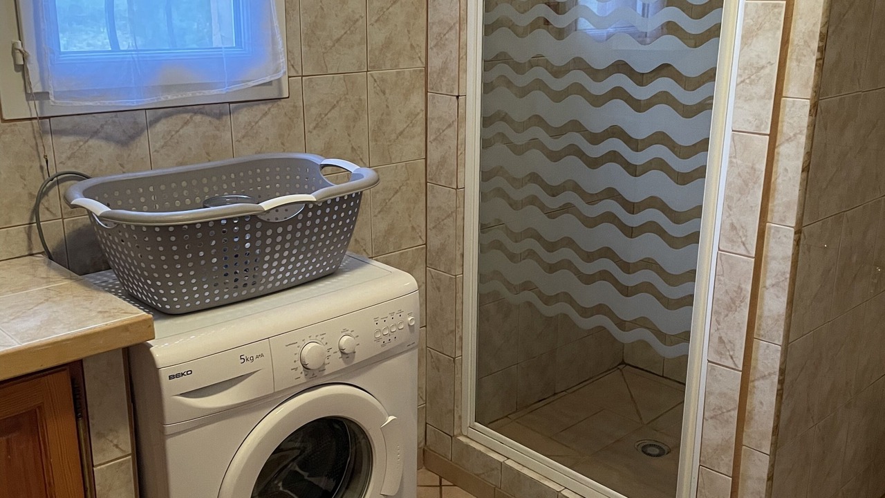 Photo of Bathroom in Regusse