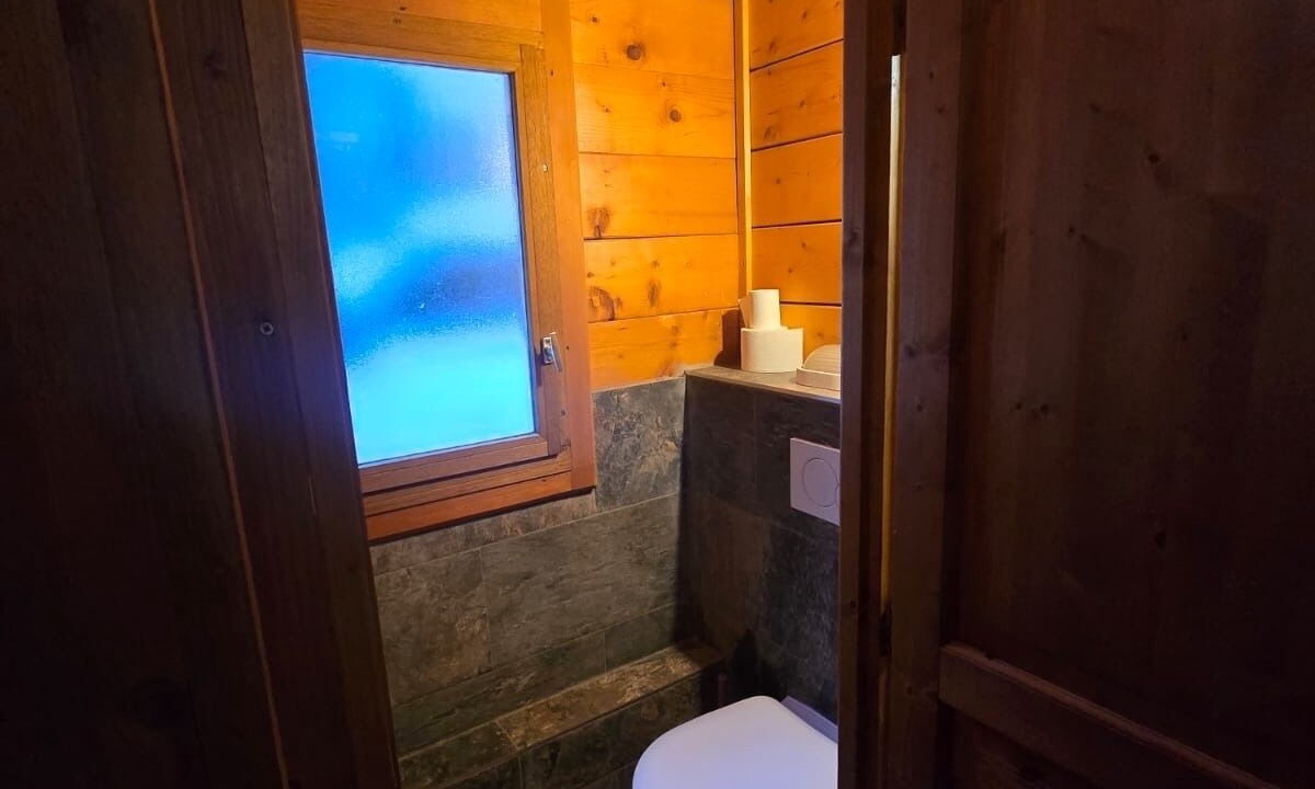 Photo of Bathroom in Venosc