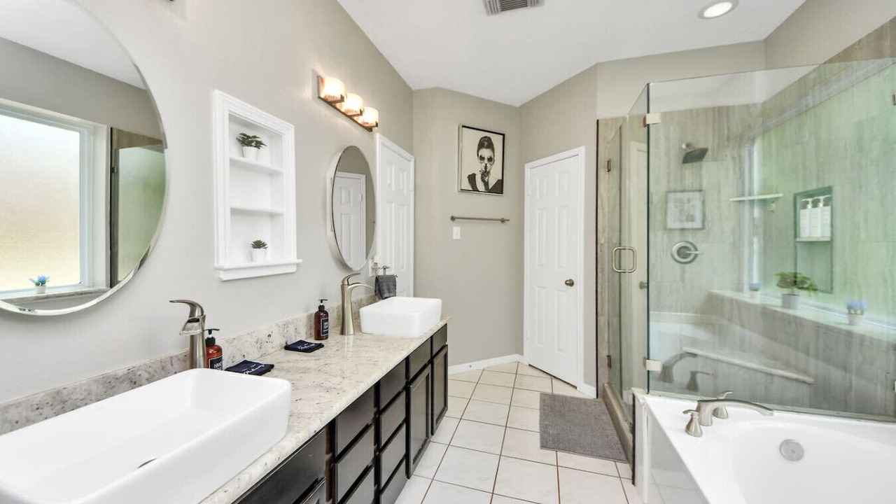 Photo of Bathroom in Pinehurst Of Atascocita
