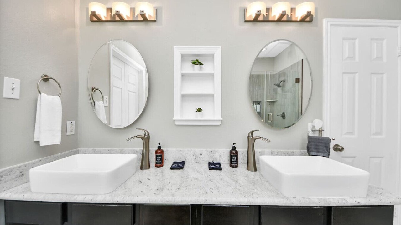 Photo of Bathroom in Pinehurst Of Atascocita