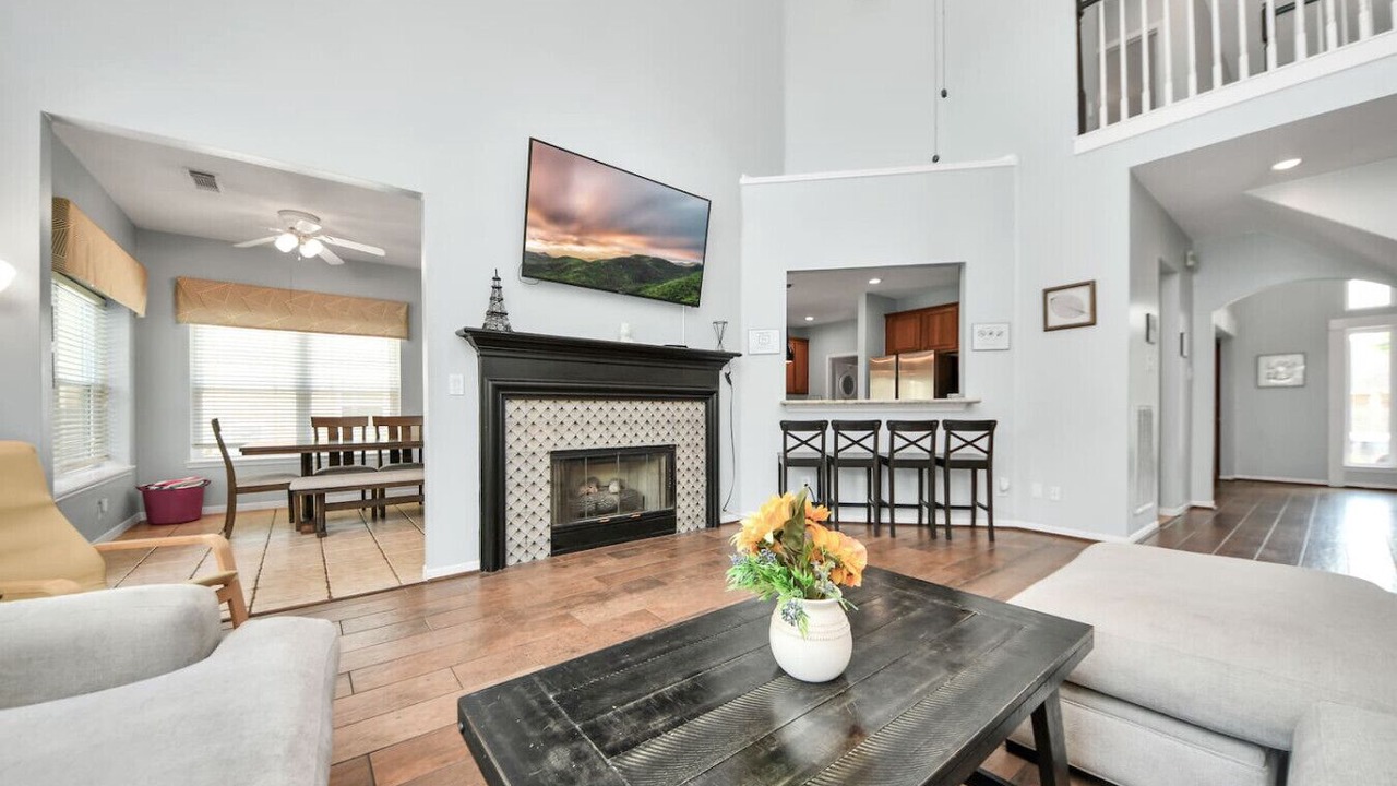 Photo of Livingroom in Pinehurst Of Atascocita