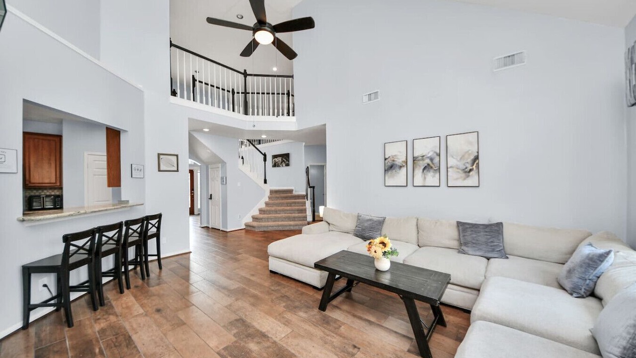 Photo of Livingroom in Pinehurst Of Atascocita