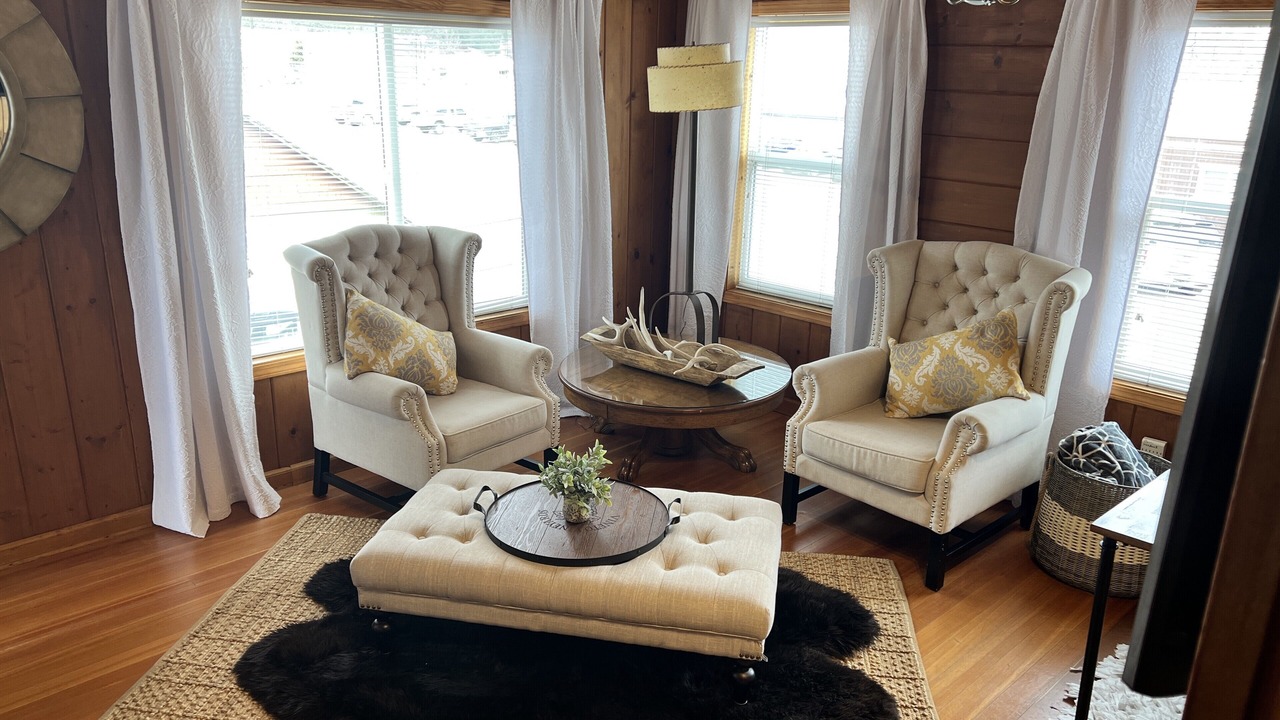 Photo of Livingroom in Darby