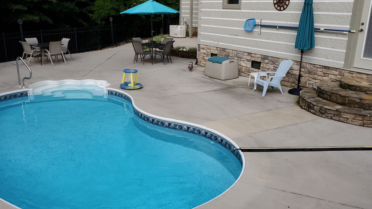 Photo of Outdoor in Pinnacle