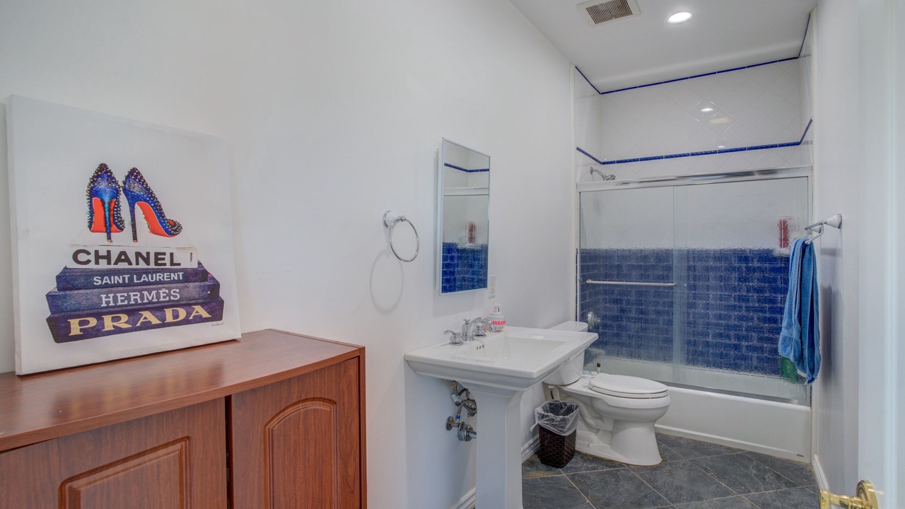 Photo of Bathroom in Valley Center
