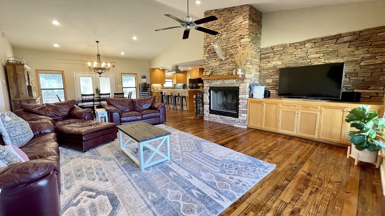 Photo of Bedroom in Caldwell