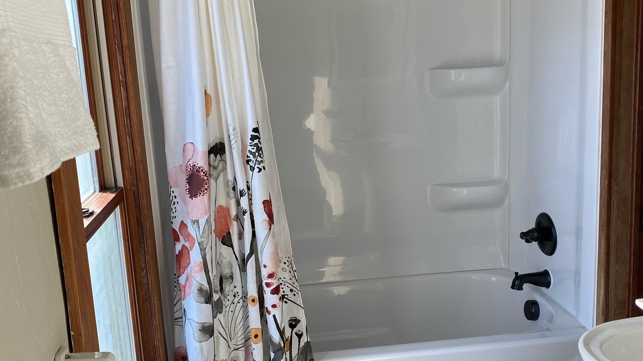 Photo of Bathroom in Oakdale