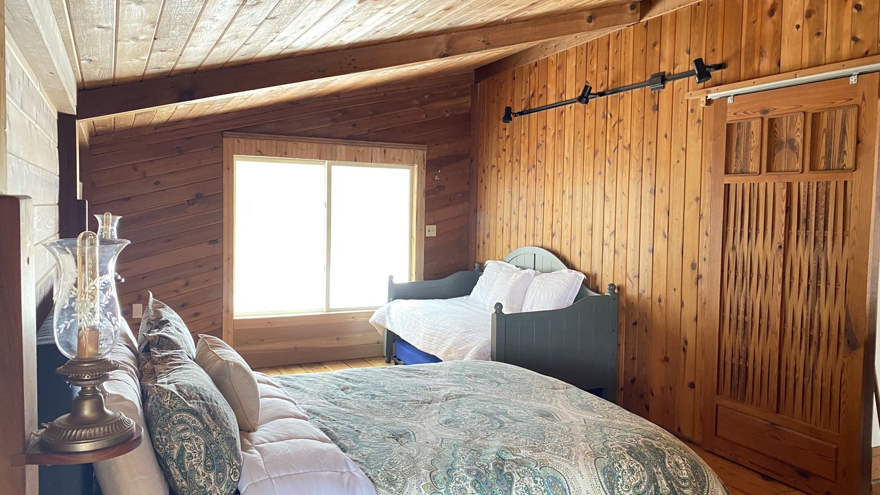 Photo of Bedroom in Oakdale