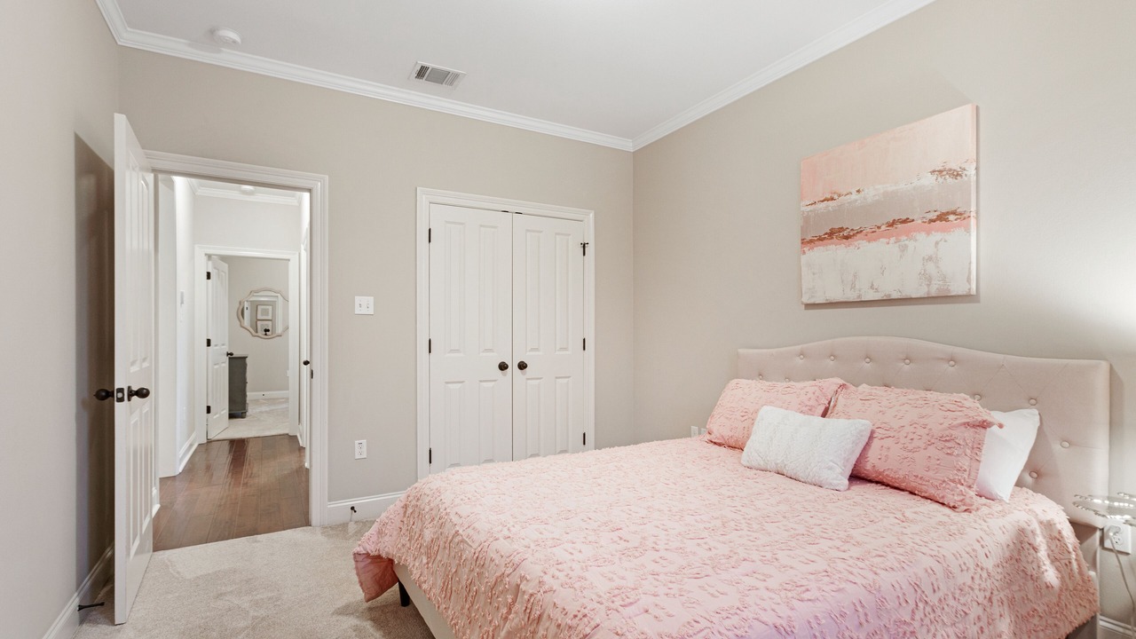 Photo of Bedroom in South Baton Rouge