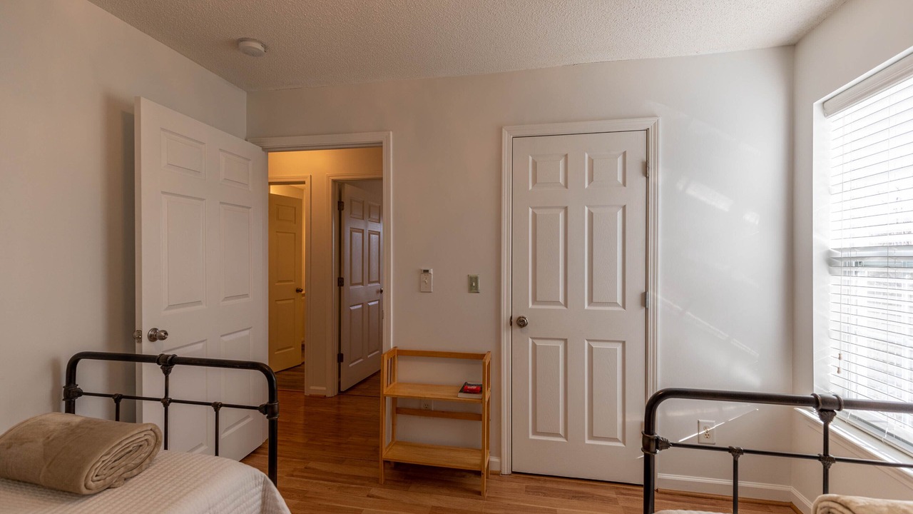 Photo of Bedroom in Seven Devils