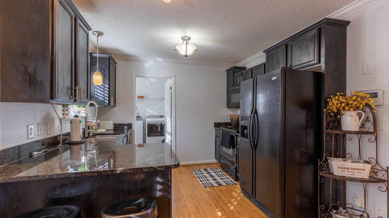 Photo of Kitchen in Seven Devils