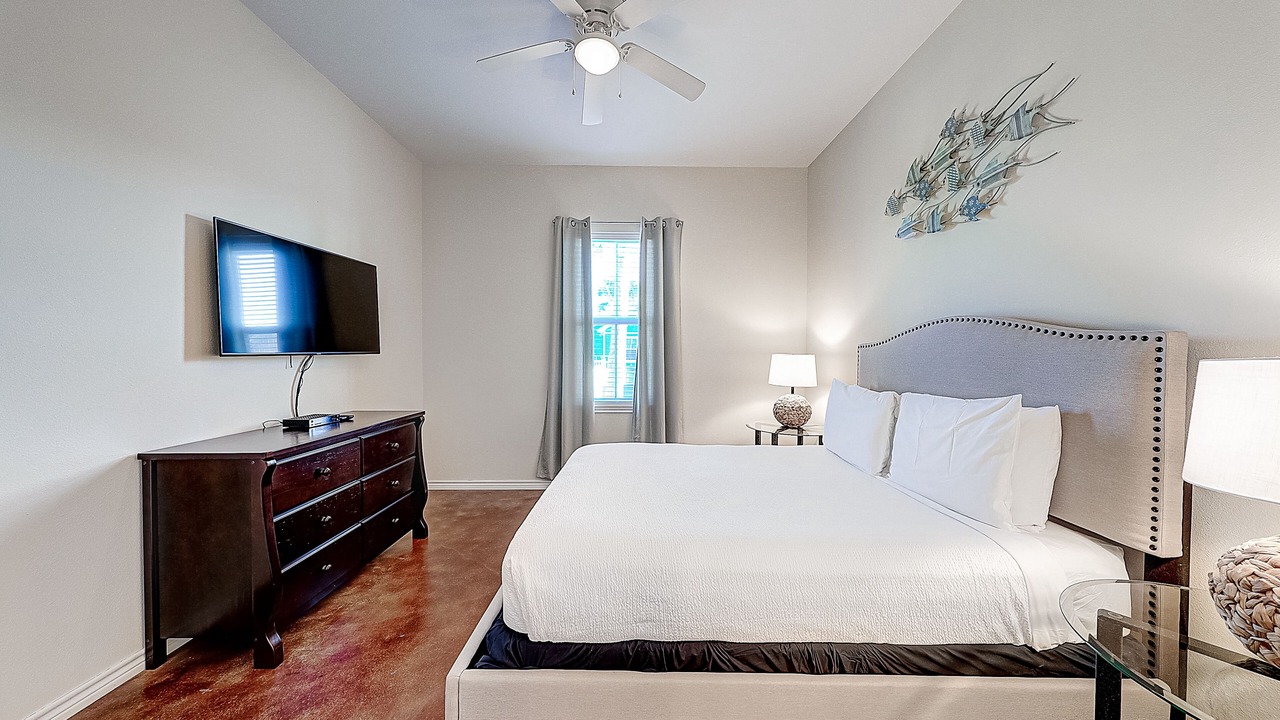 Photo of Bedroom in Corpus Christi