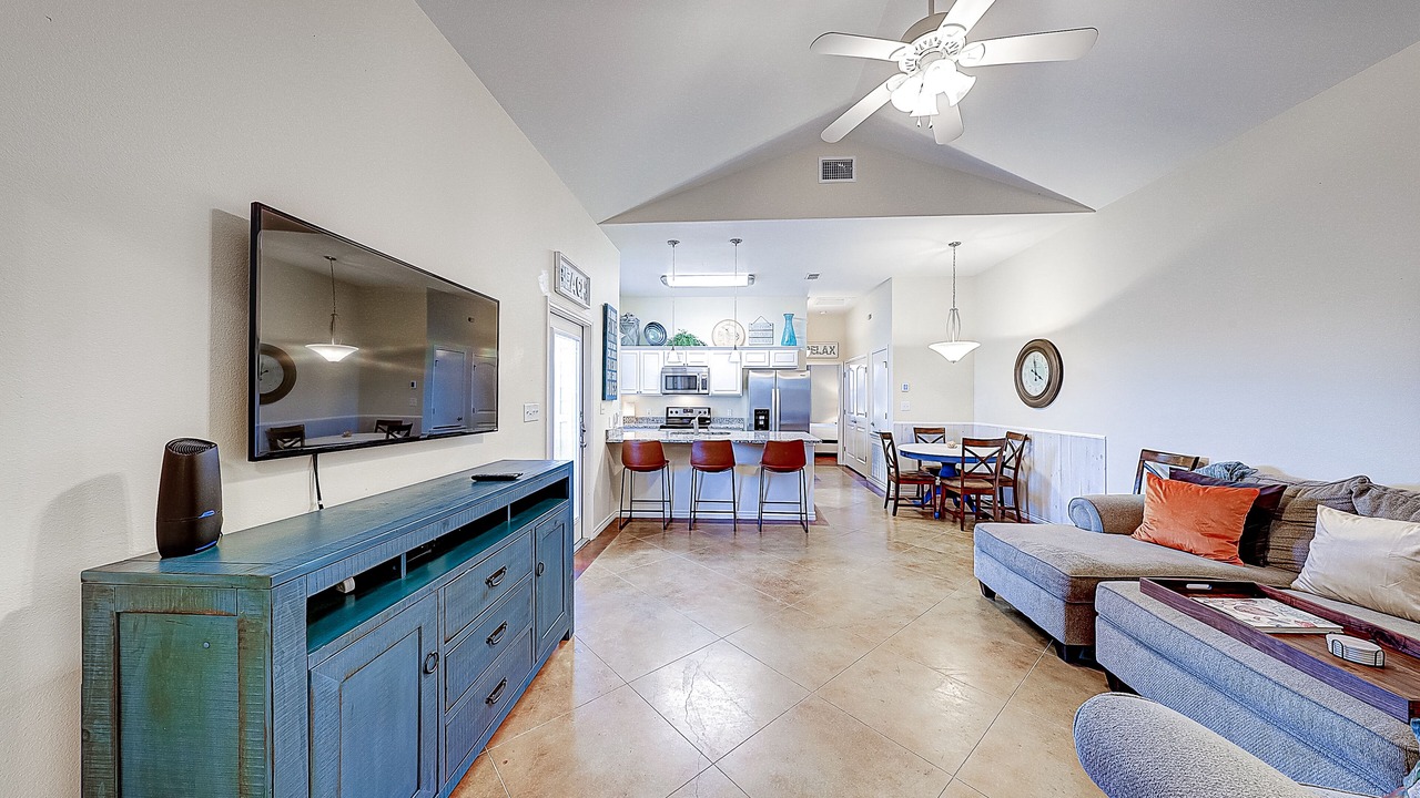 Photo of Livingroom in Corpus Christi