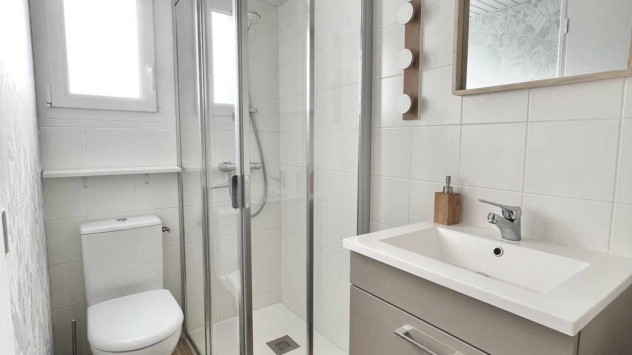 Photo of Bathroom in Saint-Vincent-sur-Jard