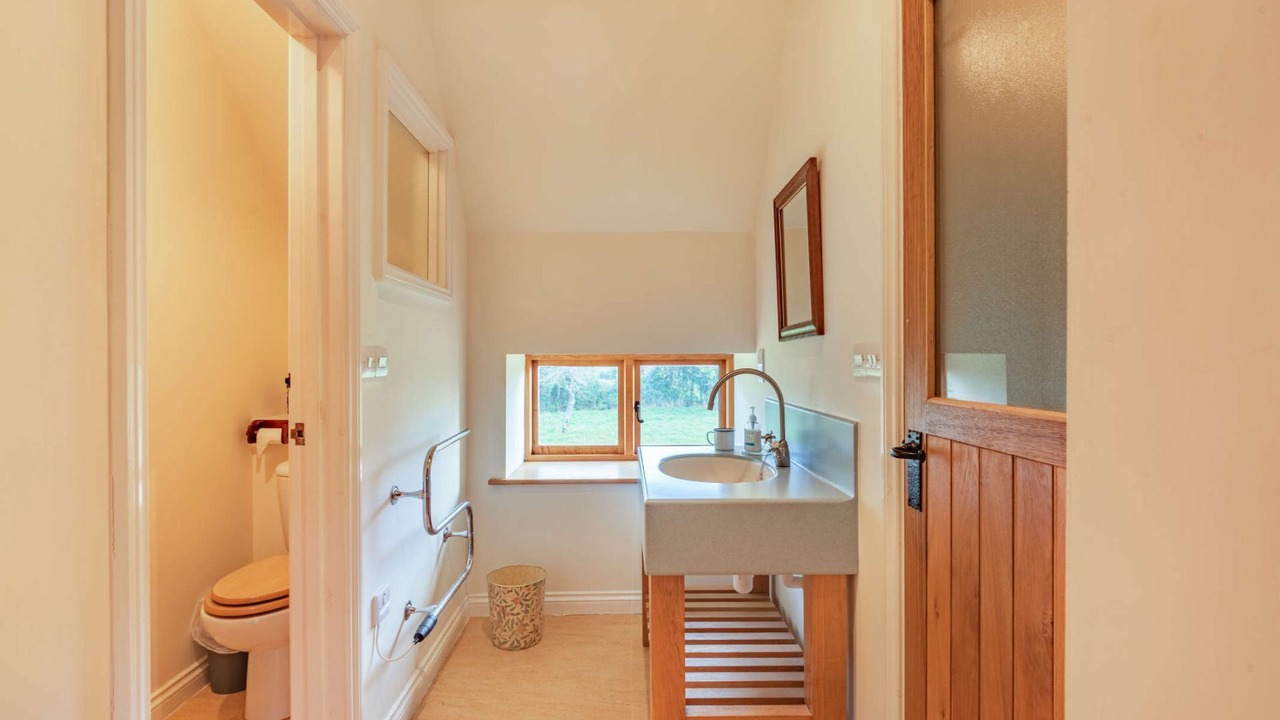 Photo of Bathroom in Broadwell