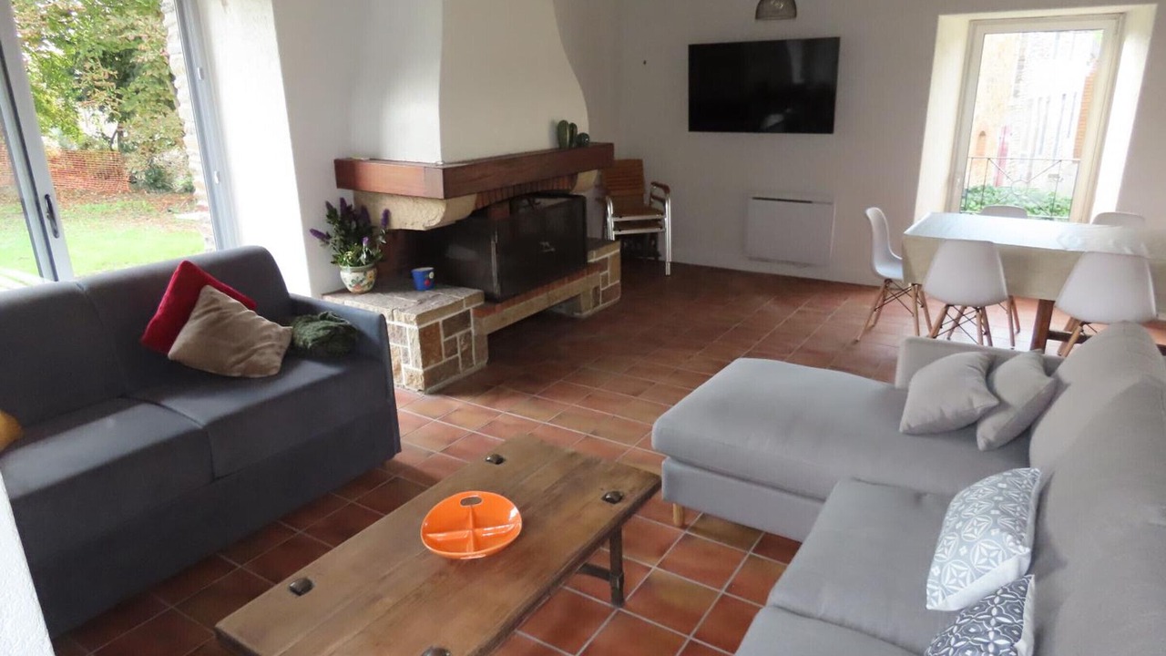 Photo of Livingroom in Boucey