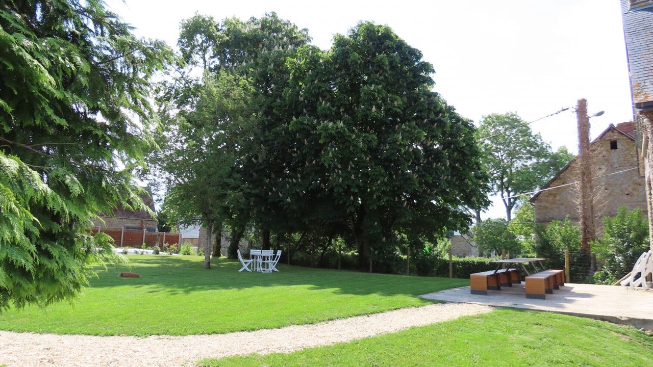 Photo of Outdoor in Boucey