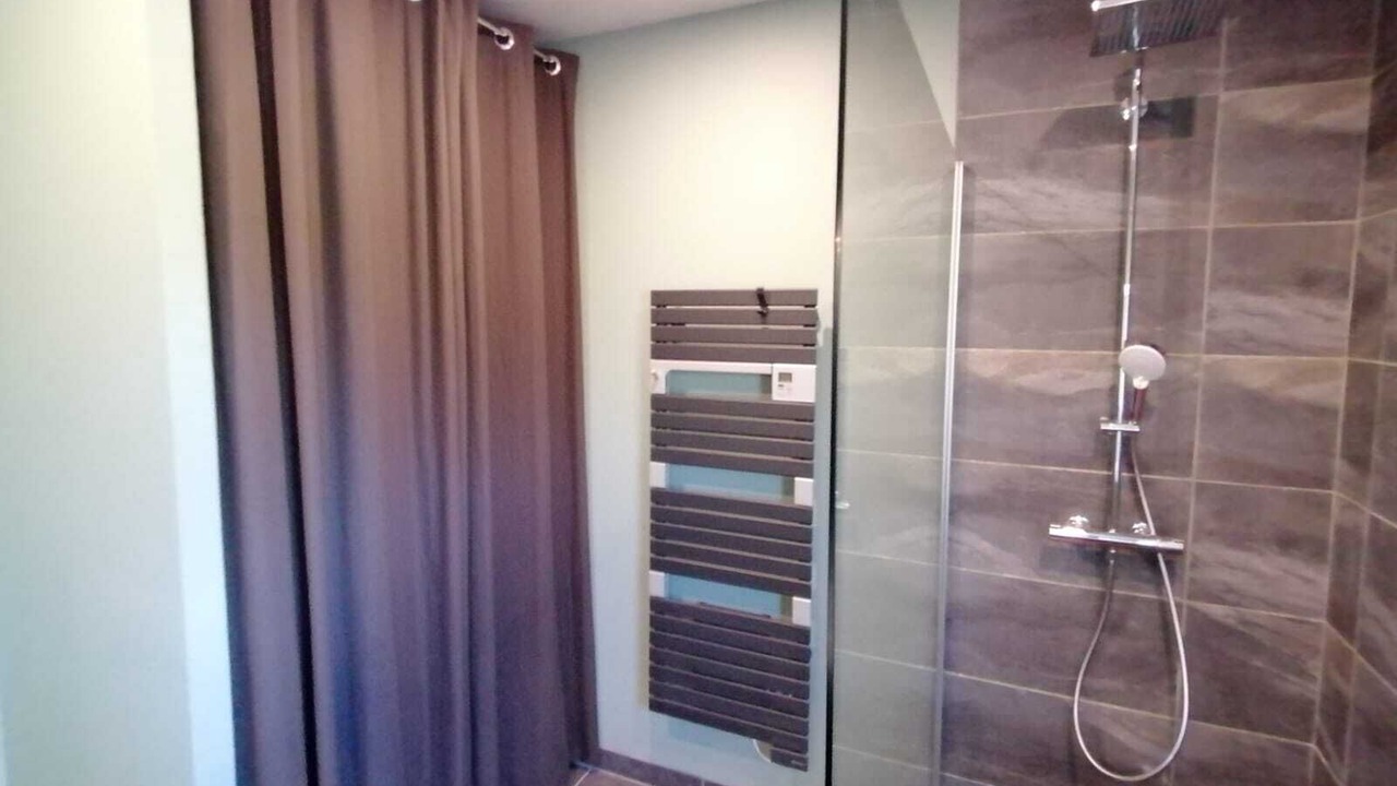 Photo of Bathroom in Aureilhan