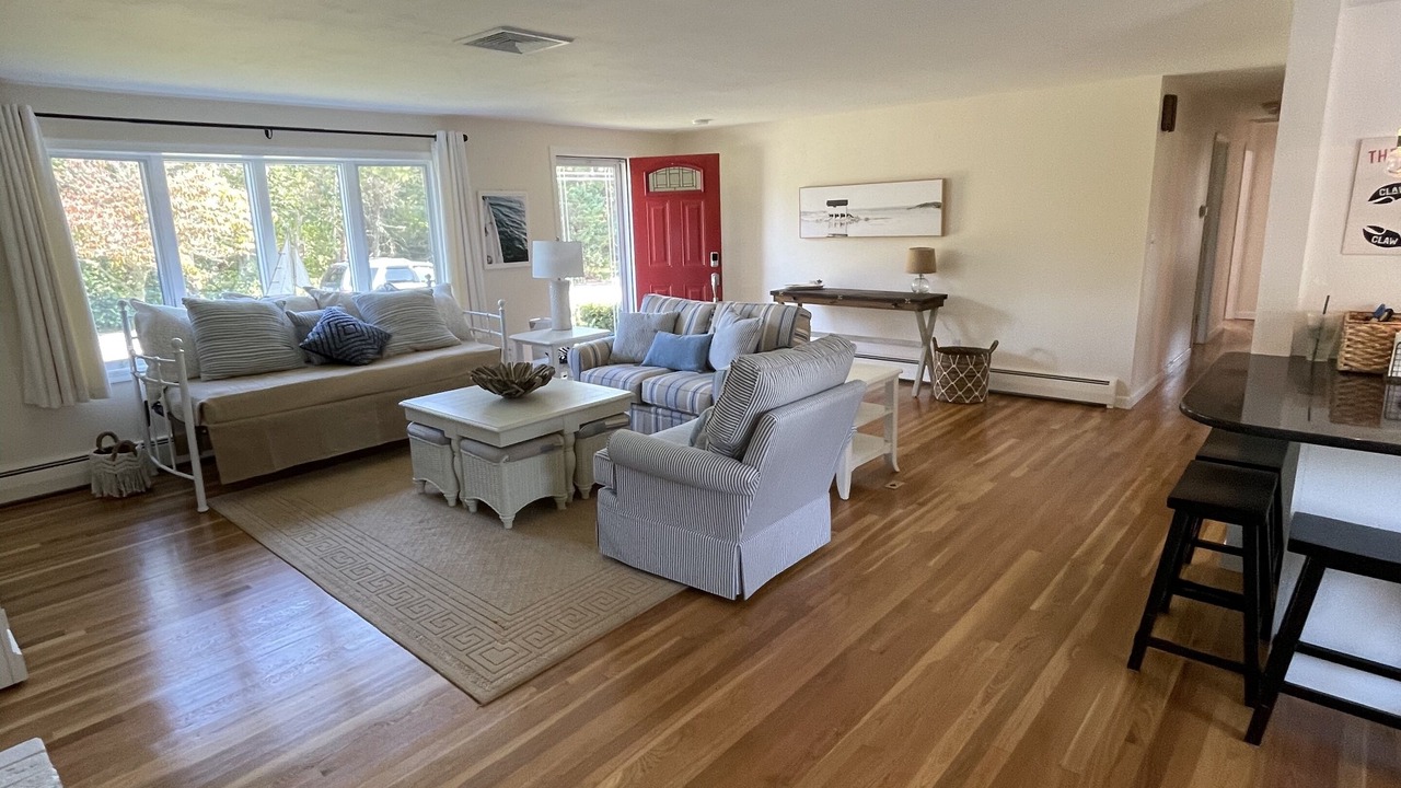 Photo of Livingroom in South Chatham