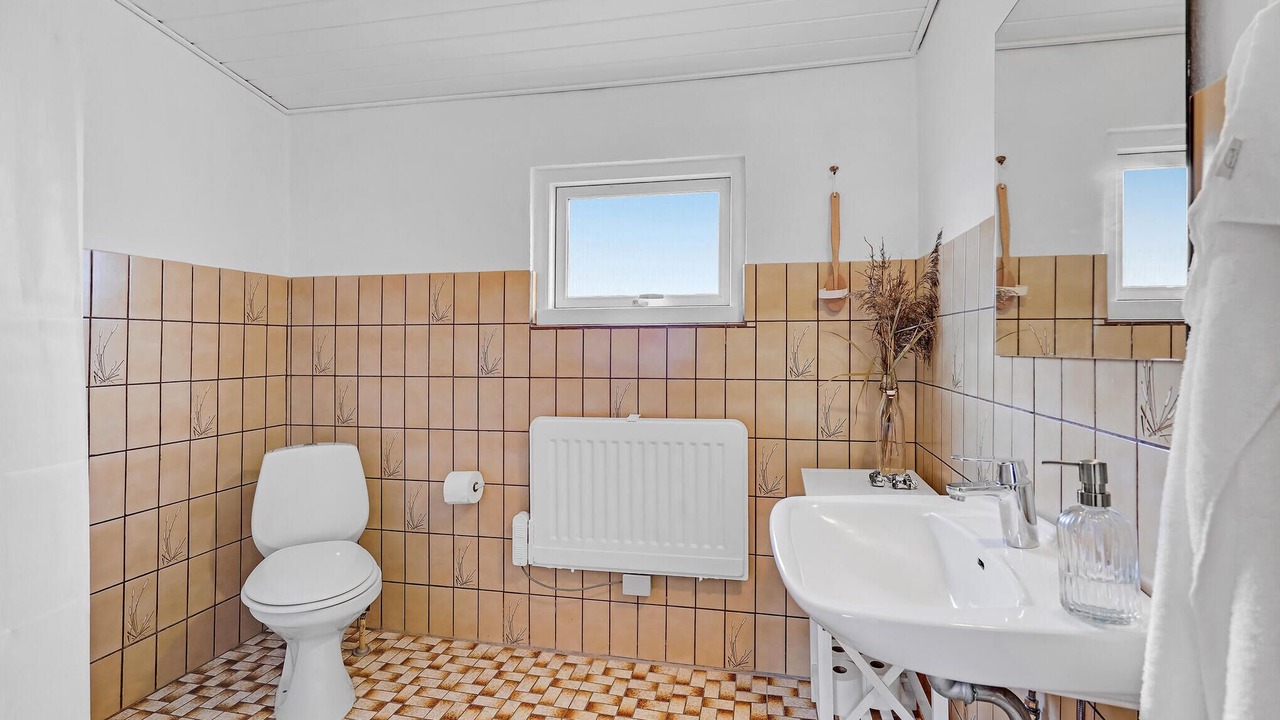 Photo of Bathroom in Rudkobing