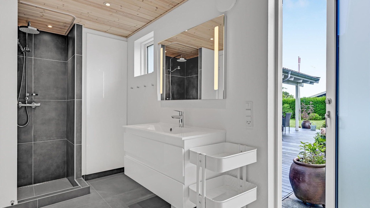 Photo of Bathroom in Ajstrup