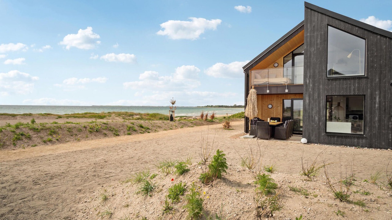 Photo of Others in Venemose